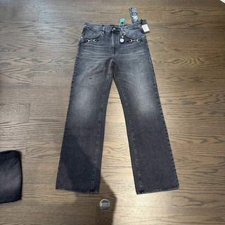 (Category: ) located in . Submitted by put.co (Listing ID 1460956228, Image 1). Description: .