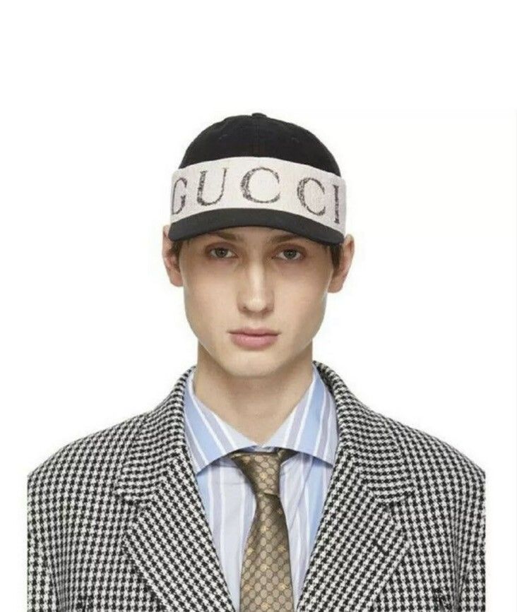Gucci Gabardine Headband Hat (Category: Luxury Accessories) located in Bacolod City. Submitted by luxtrend.ph (Listing ID 1461066903, Image 1). Description: Gucci Gabardine Headband Hat •Unisex •OSFM - One size fits most •Excellent condution •Complete tags •9.5/10 color rate •No flaws ₱rice: 2,499 shipped🏷 DM if interested📩📩 Courier: J&T Express MOP: Gcash / Bank Transfer PAYMENT FIRST (NO COD) NO RETURN / NO EXCHANGE.