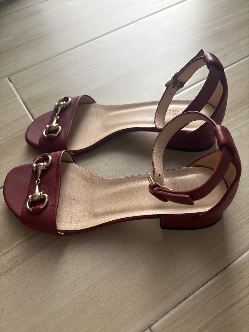 Gucci Horsebit Sandals (Size 35) (Category: Sneakers & Footwear) located in Quezon City. Submitted by kaaat15 (Listing ID 1461000089, Image 2). Description: With dust bag & box.