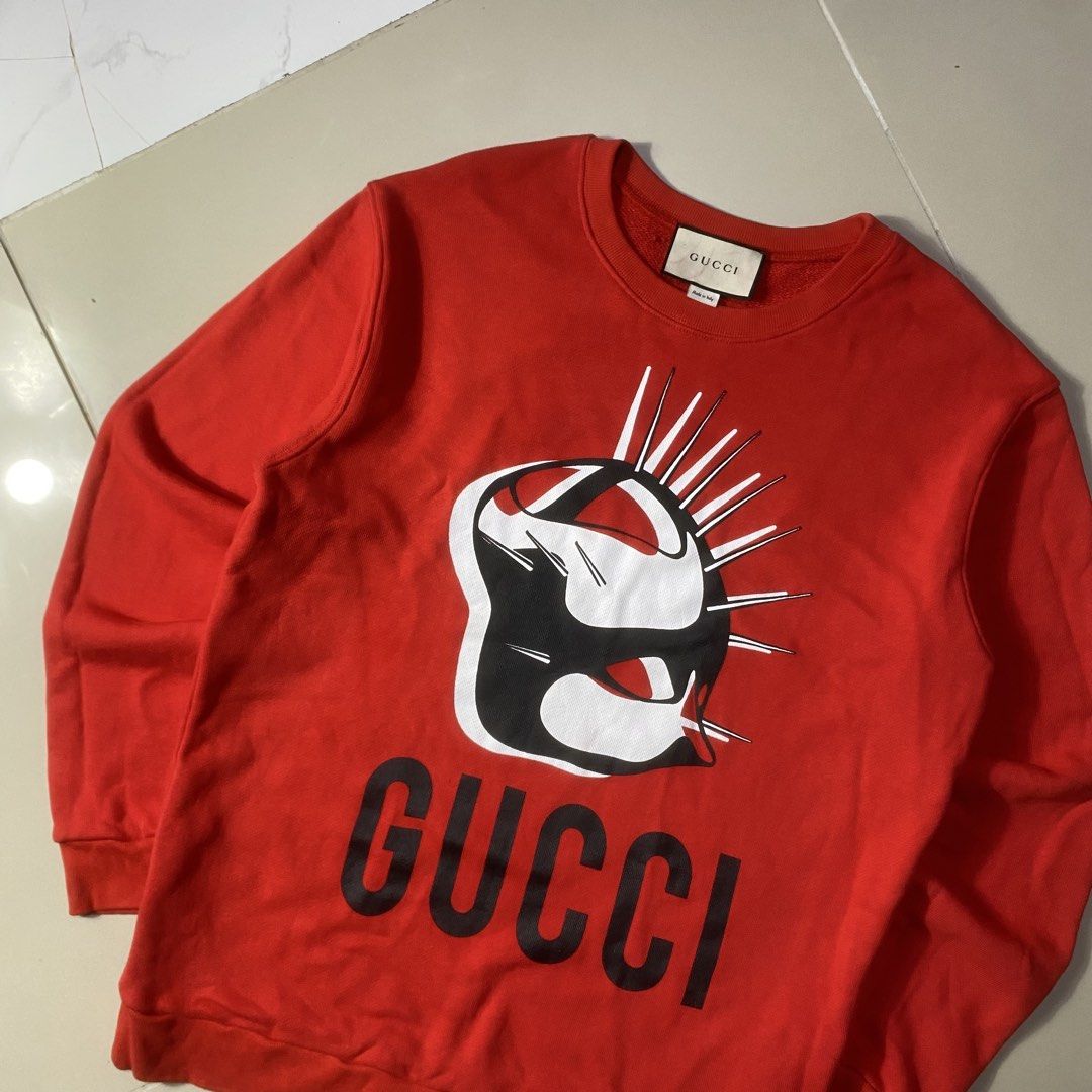 Gucci Manifesto Crewneck (Category: Coats, Jackets and Outerwear) located in Manila. Submitted by aym_fortunate (Listing ID 1461034302, Image 2). Description: Gucci Manifesto Crewneck DIMES. WIDTH : 22 LENGTH : 29 COLOR RATE / CONDITION : 9/10 ISSUE : NONE EXCELLENT CONDITION. NEED WASH ONLY. NEGOTIABLE FOR SURE BUYER. .