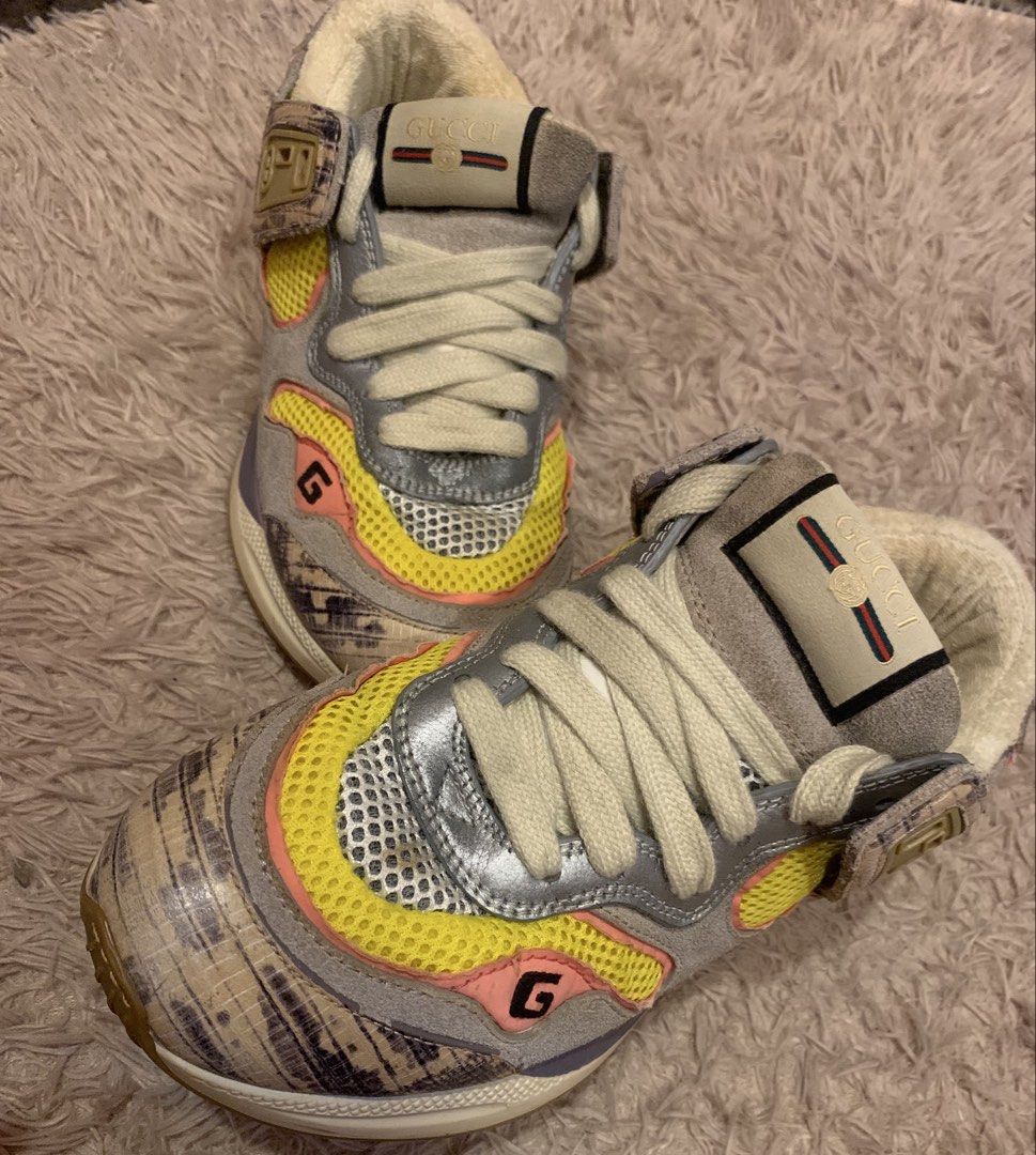 Gucci shoes (Category: Sneakers & Footwear) located in Tagum. Submitted by 80bagsph.cemene08 (Listing ID 1460957793, Image 2). Description: Very comfy shoes,Good for walking Excellent condition From Selection item Clean&sanitized Ready to use.