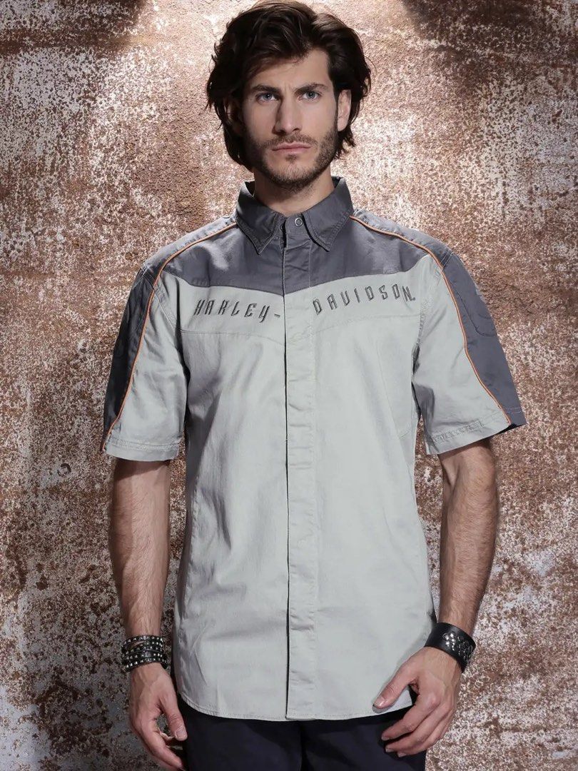 Harley Davidson twill shirt (Category: Activewear) located in Cavite. Submitted by shiro_____. (Listing ID 1460967593, Image 1). Description: For sale🔥 Harley Davidson twill shirt Size XL Length 32 Width 25.5 Price 3500 Pm🗝️.