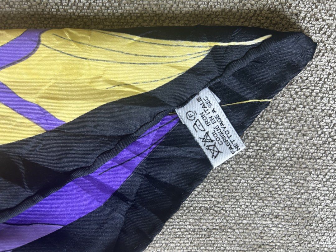 Hermes Scarf (Category: Luxury Apparel) located in Aurora. Submitted by purethrift07 (Listing ID 1461084349, Image 3). Description: Maganda No issue Fresh from the bale Dm me.