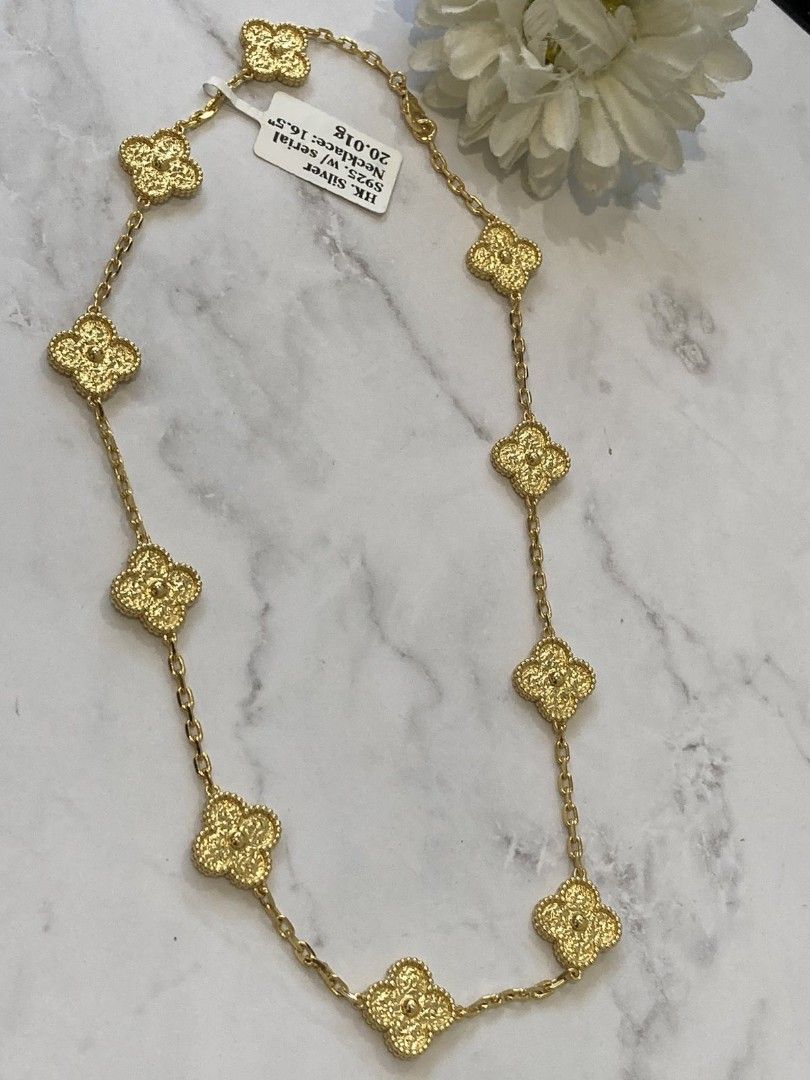 HK Silver S925 Vca hammered necklaces (Category: Necklaces) located in Manila. Submitted by bhelgoldseller2ndaccount (Listing ID 1461000888, Image 1). Description: Pm me for other details 750/grams only Brandnew.