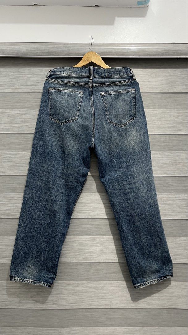 H&M Men’s Loose Jeans Size 30 (Category: Jeans) located in Naga. Submitted by lilycheedeclutter (Listing ID 1460952333, Image 2). Description: Waist: 30” Length: 39” Front Rise: 11” Rarely Used Good as new Slightly Nego .