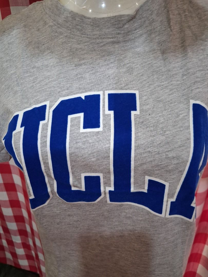 H&M UCLA Grey T-shirt Size S (Category: Tshirts & Polo Shirts ) located in Manila. Submitted by katkween23 (Listing ID 1460963950, Image 3). Description: - Grey H&M T-shirt - Features UCLA graphic - Size: Small (S) - Ideal for casual wear - Comfortable material - Price: PHP 350.
