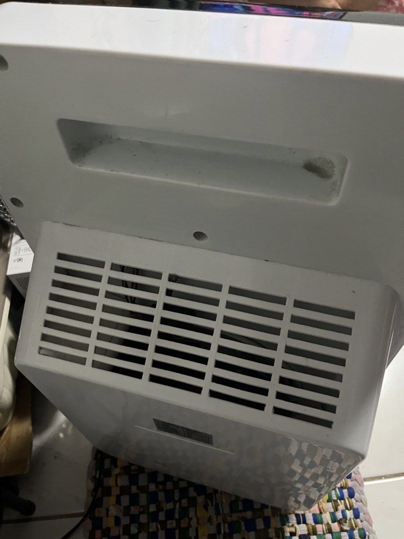 Hodekt Air Purifier (Category: Air Purifiers & Dehumidifiers) located in Pasay City. Submitted by fluxandfloe (Listing ID 1461047854, Image 2). Description: No Issue Rfs: Di na nagagamit .