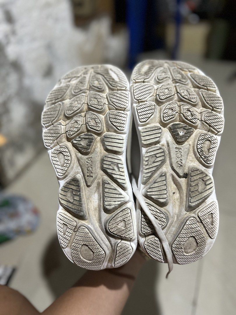 Hoka (Category: Sneakers) located in Cebu City. Submitted by cyrilk1cks (Listing ID 1461067866, Image 3). Description: .