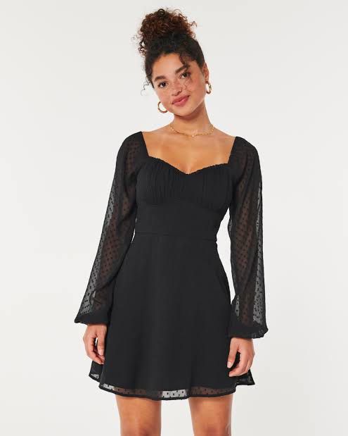 Hollister Mini Dress (Category: Dresses) located in Pasig City. Submitted by luxurypreloved12 (Listing ID 1461036224, Image 1). Description: Bought in LDN Used once Lalamove / LBC Mint condition No LP lowballers or joy reservers here! lets not waste each others time :).