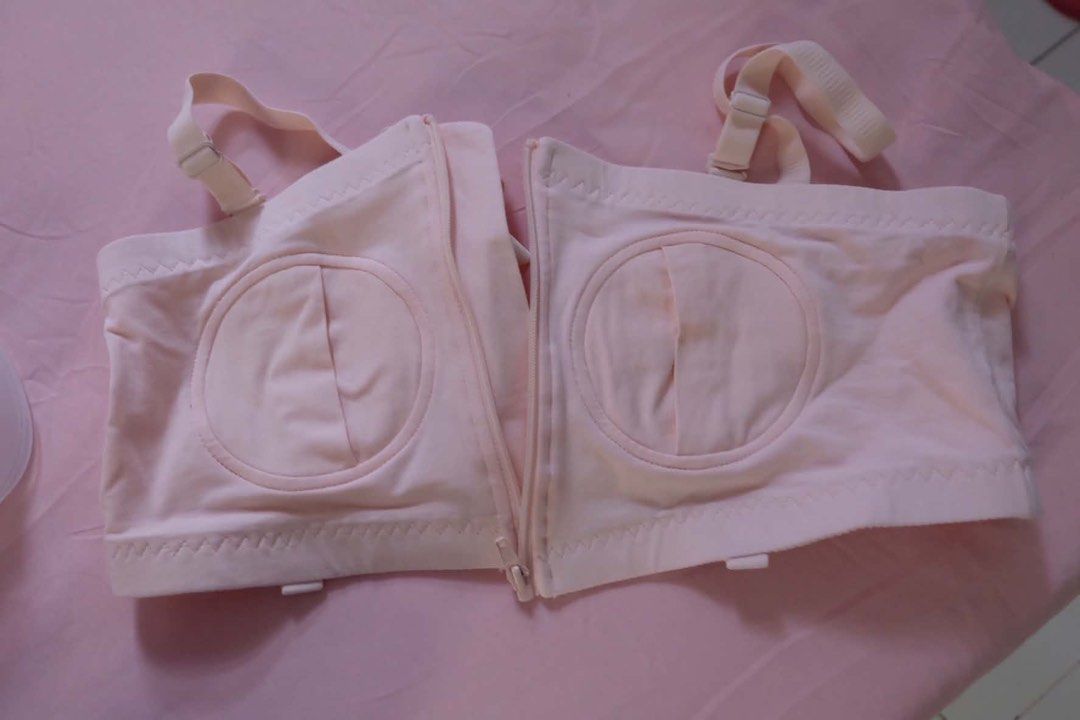 Horigen wondermore breastpump (Category: Breastfeeding & Bottle Feeding) located in Bacoor. Submitted by Little_Lady (Listing ID 1460965921, Image 2). Description: For sale • Horigen wondermore breastpump Complete inclusions Seldom used Freebies: 🪄Horigen Decent go cups 🪄Pumping bra PHP2,800.