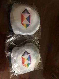 （分類：）位於 。 由 hkgqueen 提交（商品編號 1461036362，圖片 1）。簡介： 。