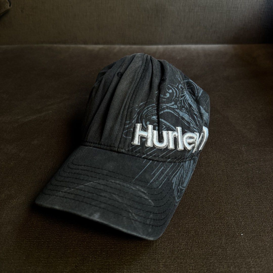 Hurley Cap (Category: Caps & Hats) located in Ozamiz City. Submitted by vanouy (Listing ID 1460941848, Image 1). Description: Need wash, repair.
