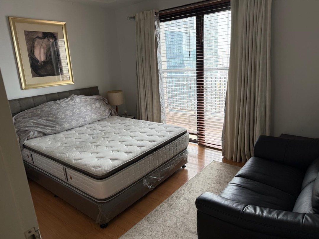 Infinity condo 2 bedroom BGC (Category: Apartments & Condos) located in Quezon City. Submitted by becca.bu (Listing ID 1461045622, Image 3). Description: 68 sqm 2bedroom Semi furnished Right in the heart of BGC PRC accredited salesperson here .