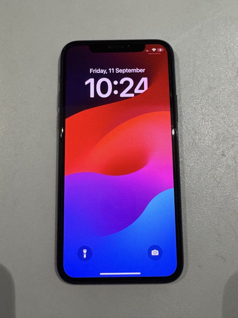 iPhone 11 Pro (Category: iPhone 11 Series) located in Kuala Lumpur. Submitted by prinsevent (Listing ID 1461069600, Image 2). Description: Only phone and box .
