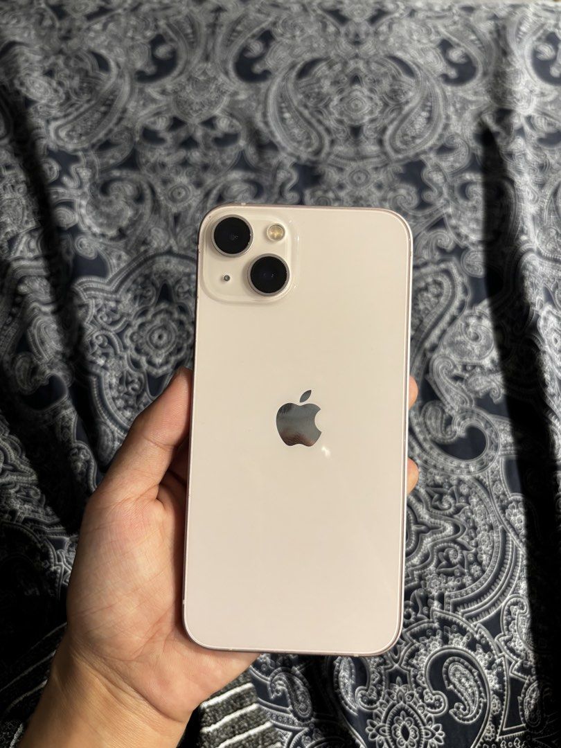 Iphone 13 128gb pink (Category: iPhone 13 Series) located in Cavite. Submitted by adammatthewescueta (Listing ID 1460936965, Image 3). Description: - iPhone 13 - 128GB Storage - all working and all orig parts - 85% Battery Health - meetup mandaluyong, moa, and dasmariñas.