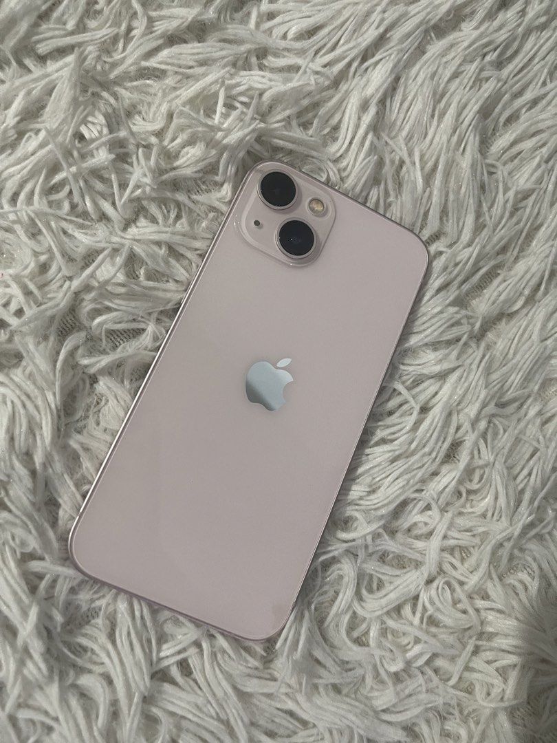 Iphone 13 (Category: iPhone 13 Series) located in Manila. Submitted by 1levii (Listing ID 1461044252, Image 1). Description: .