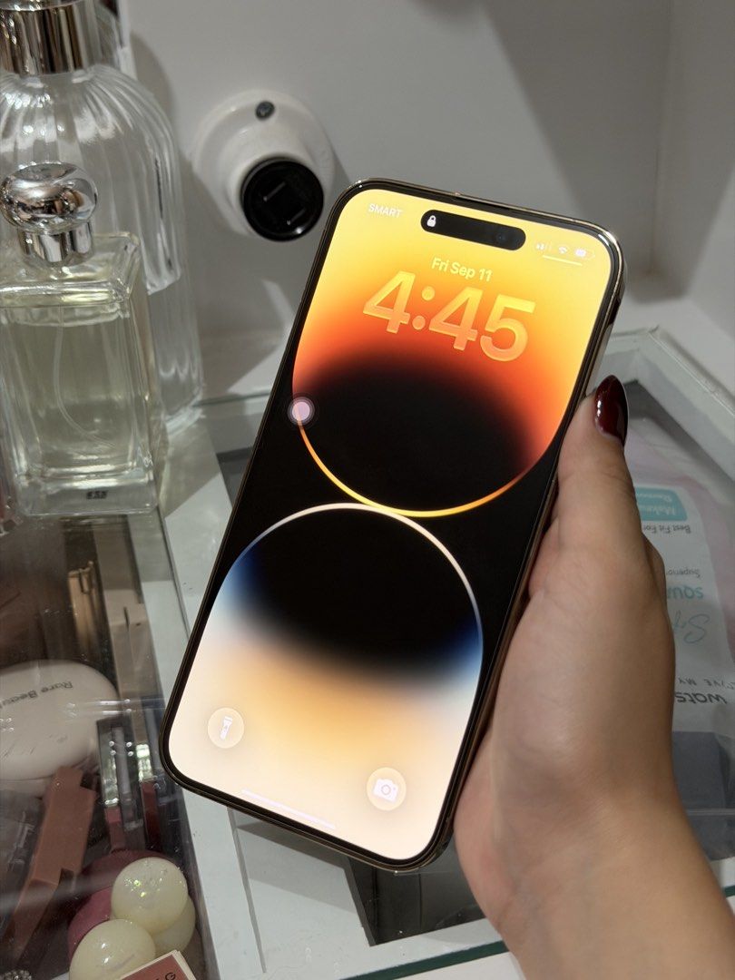 Iphone 14 Pro Max (Category: iPhone 14 Series) located in Manila. Submitted by margatuazon25 (Listing ID 1461005965, Image 3). Description: - from power mac - 100% AUTHENTIC - No factory issues - Negotiable 😉.