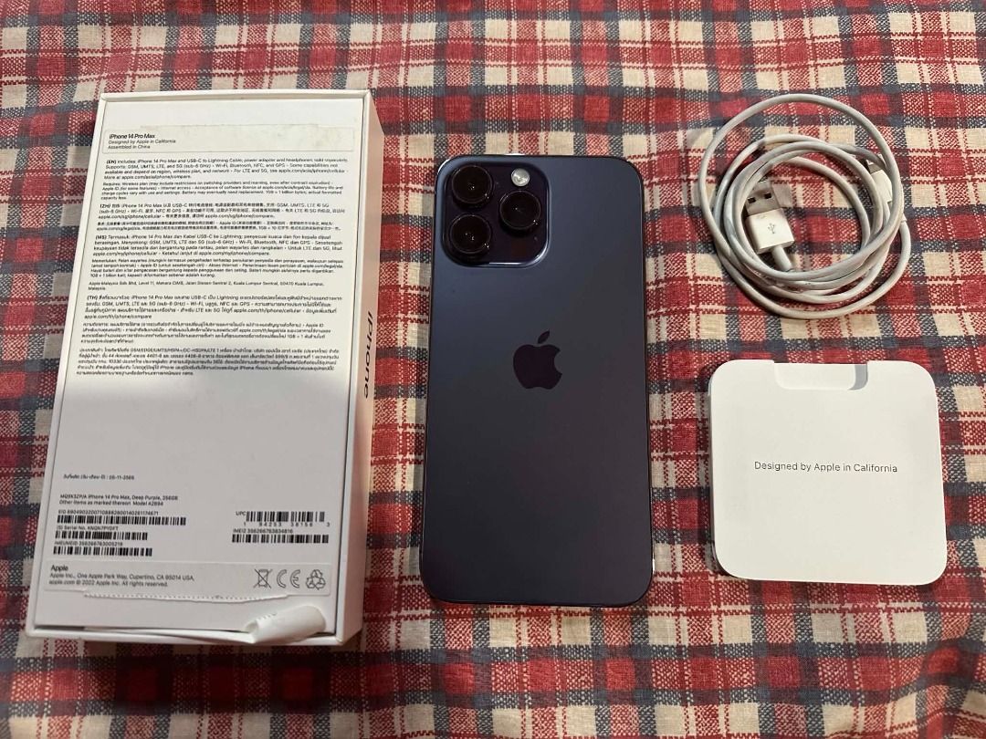 Iphone 14 Pro Max 256gb (Category: iPhone 14 Series) located in Manila. Submitted by memorylanestore (Listing ID 1460947697, Image 2). Description: Iphone 14 Po Max 256gb Complete with box 75% Battery Level Deep Purple Non Working cable.