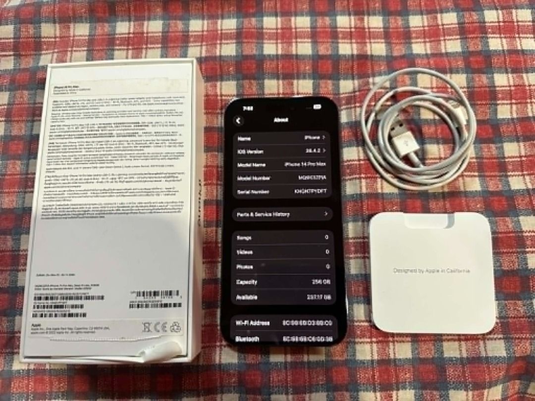 Iphone 14 Pro Max 256gb (Category: iPhone 14 Series) located in Manila. Submitted by memorylanestore (Listing ID 1460947697, Image 3). Description: Iphone 14 Po Max 256gb Complete with box 75% Battery Level Deep Purple Non Working cable.