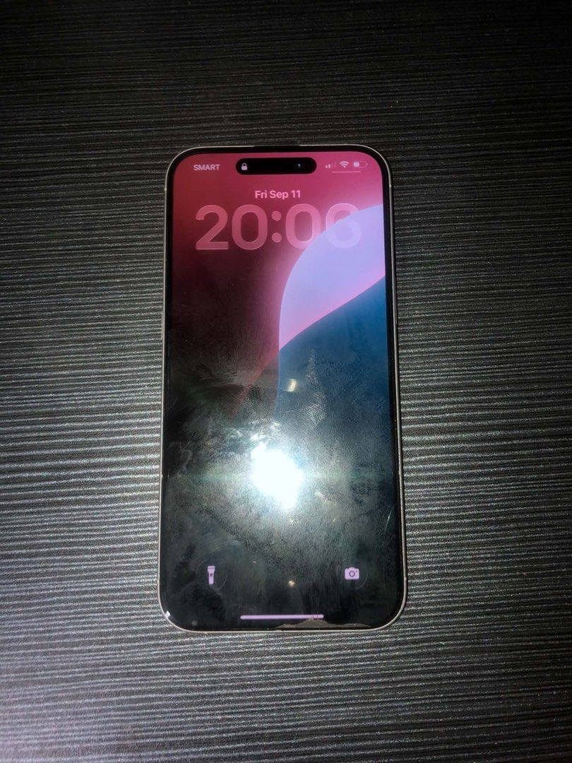 IPHONE 16 PLUS (Category: iPhone 16 Series) located in Taguig. Submitted by m_ortega (Listing ID 1461042606, Image 2). Description: FS: IPHONE 16 PLUS 256 gb ZP/A variant 88% batt health face id/true tone all working PERSONAL USE issue: paint chips only meet up only!!.