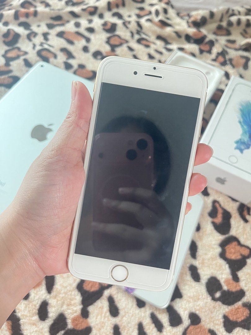 iPhone 6 - 16 gb (Category: iPhone 6 Series) located in Calamba. Submitted by declutsbysteff (Listing ID 1461096415, Image 3). Description: For Sale 📲 iPhone 6 - 16 gb - Any color of your choice - 100% battery health (replaced with original) - Inclusion comes with charger, case, and tempered glass. - Complete set with box. - Also comes with manual - Openline (no sim restrictions) - Preowned phone - Warranty applies (non-user’s fault) - Perfect a