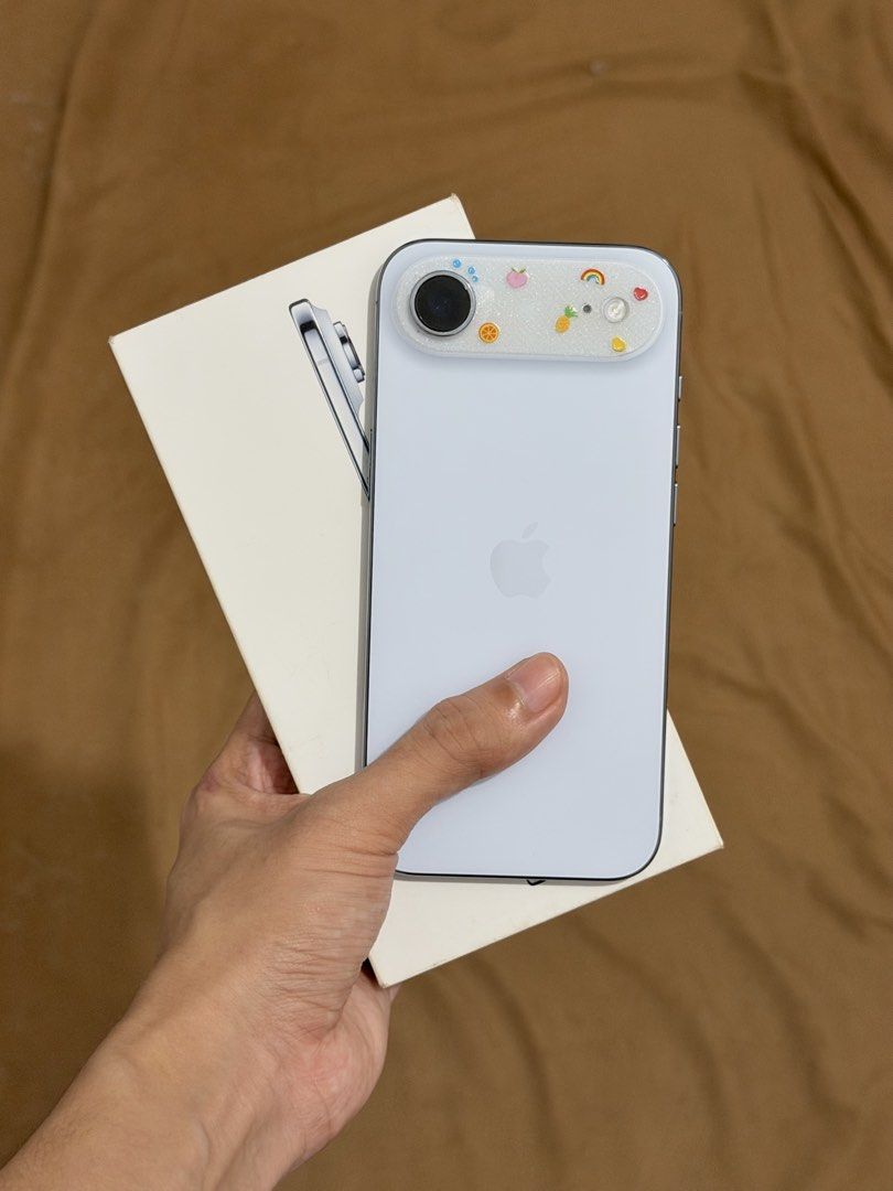 iPhone Air (Category: iPhone 17 Series) located in Valenzuela. Submitted by aecyqt (Listing ID 1460951638, Image 1). Description: iPhone Air Sky Blue 256gb 100% Battery Health Openline (Esim) Local Variant Purchased at Beyond the Box No issue No history of repair Makinis na makinis Comes w/ original Box Cord Cases Tg installed Loc: South caloocan.