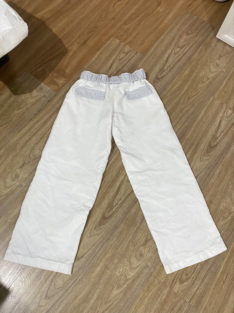 Isa the Label Everyday Pants (Category: Other Bottoms) located in Muntinlupa City. Submitted by saladst0p (Listing ID 1460956921, Image 3). Description: ⤷ ゛Kindly read (item desc, dimes, delivery & loc) ˎˊ˗ - Isa the Label Everyday Pants in White with blue grey binakol weave - L: 40 in, stretchable & foldable waistband - S on tag, best fits 5’4 and below - No flaws, worn once only MOP: GCash MOD: Lalamove/J&T- sf shouldered by buyer (sf starts at