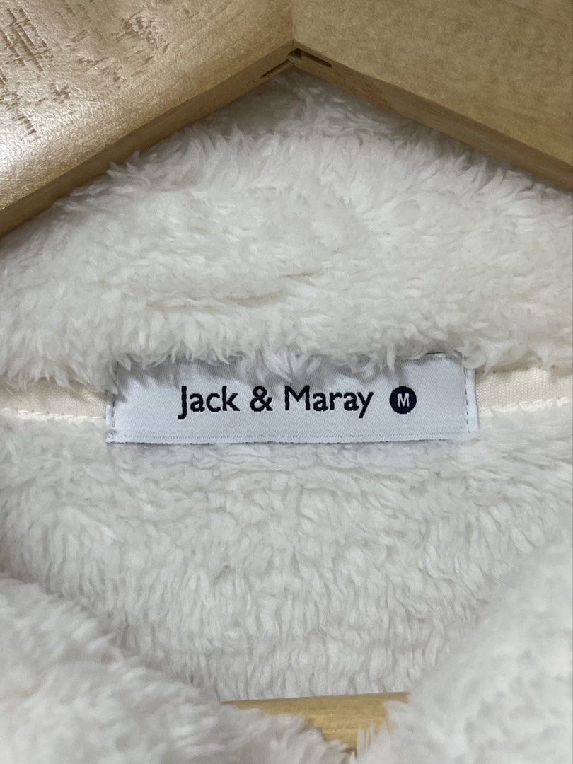 Jack & Maray Fur Coat Jacket (Category: Coats, Jackets and Outerwear) located in Rizal. Submitted by liandreyyy (Listing ID 1461066112, Image 2). Description: 🎀✨ FOR SALE ✨🎀 - Brand Nee - Strictly no cancellation of order!! Jack & Maray Fur Coat (M) - ₱350 📍Angono, Rizal 💵MOP: Gcash 🚚MOD: Jnt / Lalamove.