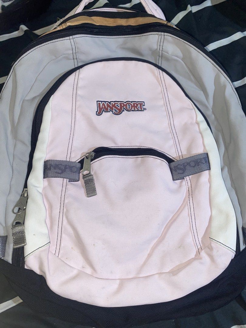 Jansport Travel Backpack (Category: Backpacks) located in Manila. Submitted by lvrstariya (Listing ID 1461073229, Image 1). Description: Good condition no issue.