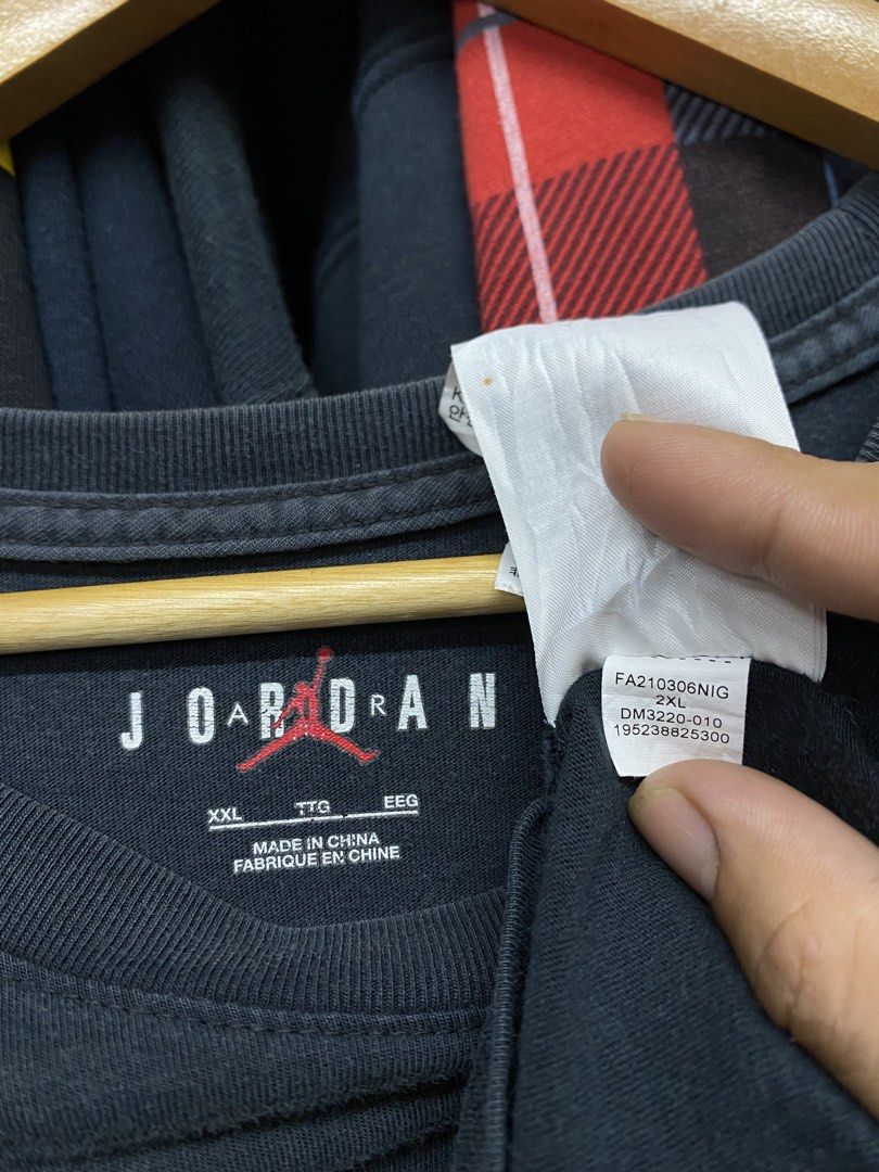 Jordan (Category: Activewear) located in Manila. Submitted by freshfindresale (Listing ID 1461064461, Image 3). Description: Mine: 249 Large-XL (22.5/29) Good condition No issue.