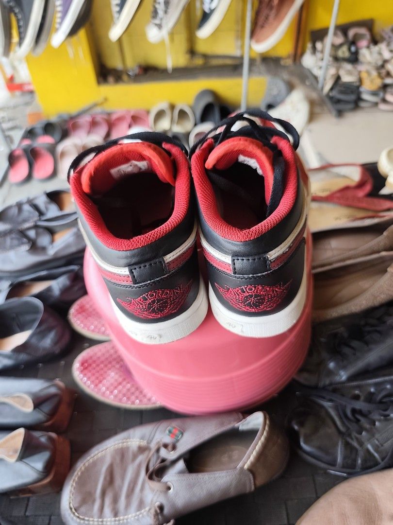 Jordan 1 low EUR 40 / US 7 (Category: Sneakers) located in Davao. Submitted by zl_preloved_shop (Listing ID 1461085137, Image 3). Description: .