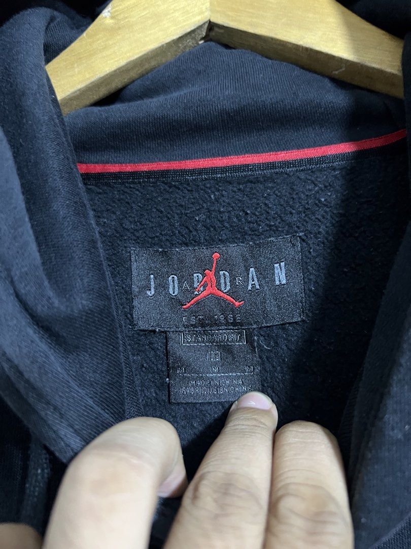 Jordan Air Hoodie (Category: Coats, Jackets and Outerwear) located in Manila. Submitted by thriftpoint99 (Listing ID 1461075900, Image 3). Description: 21x28.5 No issue Need wash only Excellent condition.
