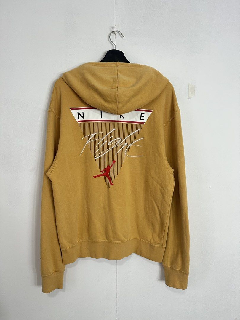 Jordan Flight Hoodie (Category: Coats, Jackets and Outerwear) located in Las Pinas. Submitted by archimedes.joaquin (Listing ID 1460946918, Image 2). Description: Excellent condition - 9.5/10 color rate - sz Large 23 width 27 length - embroidered back logo No issue Authentic.