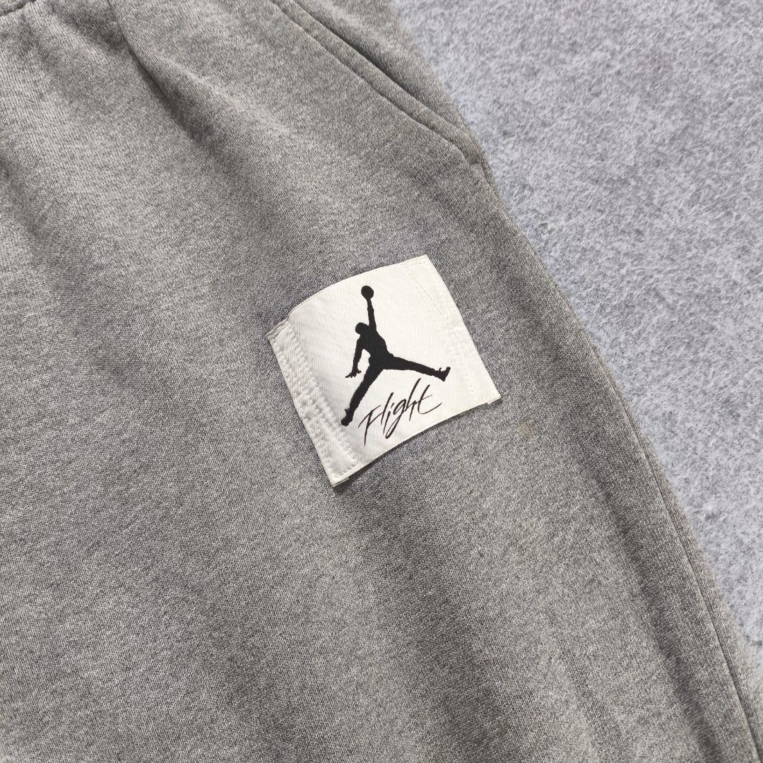 Jordan Flight Jogger Pants (Category: Joggers) located in Manila. Submitted by shykes_26 (Listing ID 1460970588, Image 3). Description: Dimensions: Waist - 34-46 (XXL on tag) Length - 36.5 Thigh - 14 Leg open - 5 Issues: Need deep wash only.