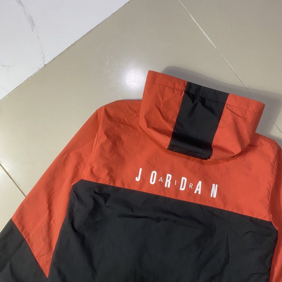 Jordan Twotone (Category: Coats, Jackets and Outerwear) located in Manila. Submitted by aym_fortunate (Listing ID 1461035648, Image 3). Description: Jordan Twotone DIMES. WIDTH : 21 LENGTH : 24 COLOR RATE / CONDITION : 9/10 ISSUE : NONE EXCELLENT CONDITION. NEED WASH. NEGOTIABLE FOR SURE BUYER..