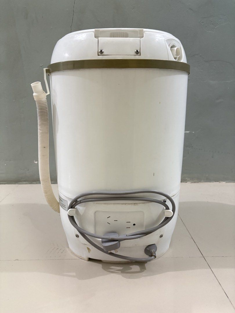 kaisa villa mini washing machine 🧺 (Category: Washing Machines and Dryers) located in Manila. Submitted by chavezhannah_ (Listing ID 1461083076, Image 3). Description: ✿ P900 (negotiable) ✿ with drainer ✿ 220V --- ✿ need to change the motor for spin timer to work properly, it will costs around P300 to repair. .