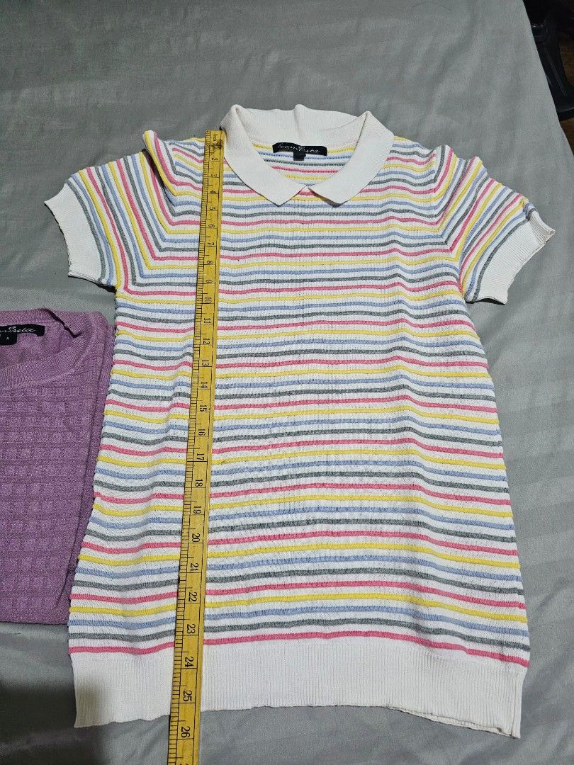 Kamiseta knitted stripes top blouse (Category: Blouses) located in Manila. Submitted by onlinesmartshopping12 (Listing ID 1461063315, Image 2). Description: no issue.