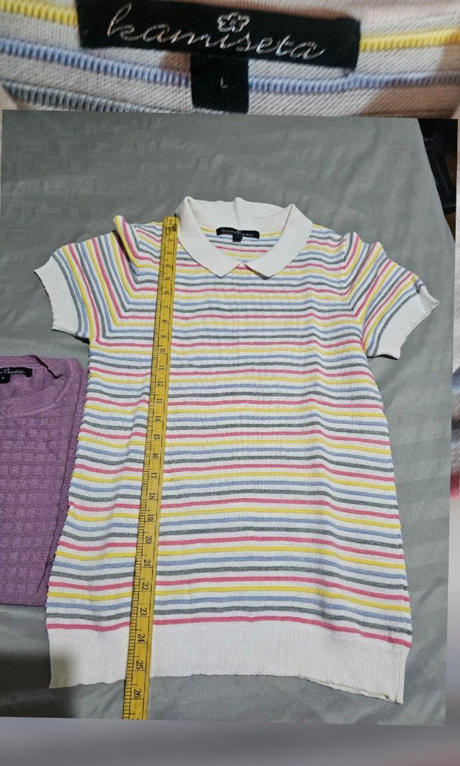 Kamiseta knitted stripes top blouse (Category: Blouses) located in Manila. Submitted by onlinesmartshopping12 (Listing ID 1461063315, Image 1). Description: no issue.