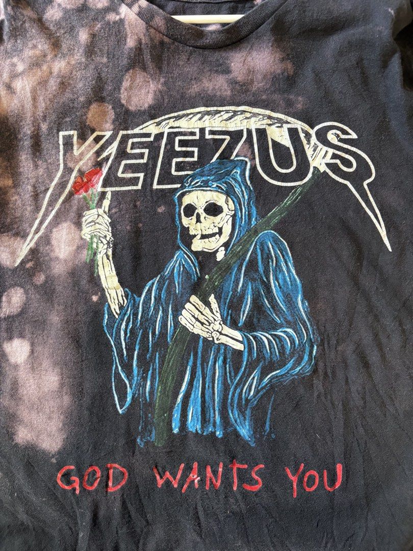 Kanye West Yeezus Tshirt (Category: Tshirts & Polo Shirts ) located in Bacolod City. Submitted by keel_08 (Listing ID 1461003955, Image 3). Description: Cut tags 22 W 28.5 L + shipping fee.