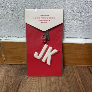 (Category: ) located in . Submitted by kai_thriftstore98 (Listing ID 1461024955, Image 1). Description: .