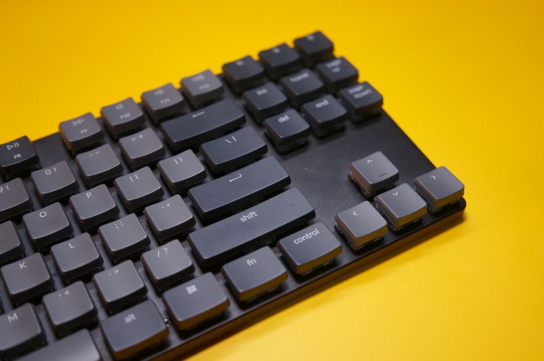 Keychron K1 SE Wireless Mechanical Keyboard (Category: Computer Keyboard) located in Baguio. Submitted by duenell.027 (Listing ID 1460934959, Image 2). Description: Keychron K1 SE Wireless Mechanical Keyboard Condition: • Good condition • Fully functional • Bluetooth & wired connection tested • All keys working • Signs of use • Test all you want upon meet-up Features: • Low-profile mechanical keyboard • Wireless Bluetooth connectivity • Can also 