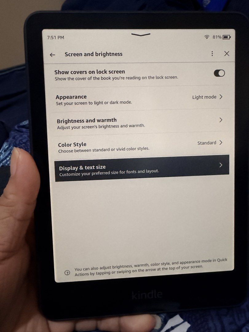 Kindle Colorsoft 16GB NO ADS (Category: E-Readers) located in Paranaque City. Submitted by hannah.agupit (Listing ID 1460938335, Image 3). Description: Unit, case and cable for charging No issues all working Ready to use.