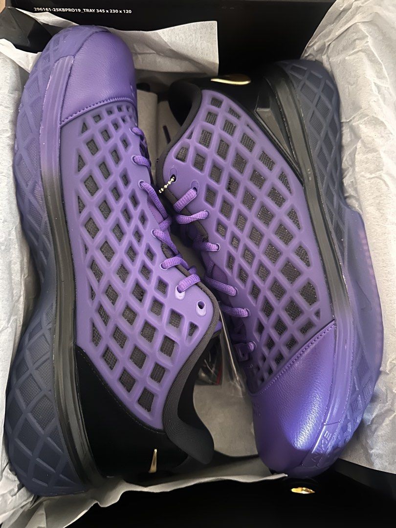 Kobe 3 Low Protro Barcelona (Category: Casual Shoes) located in Manila. Submitted by daniisam (Listing ID 1460943548, Image 1). Description: .
