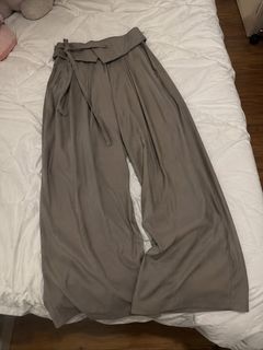 (Category: ) located in . Submitted by cheapstuffloverrr (Listing ID 1461068691, Image 1). Description: .