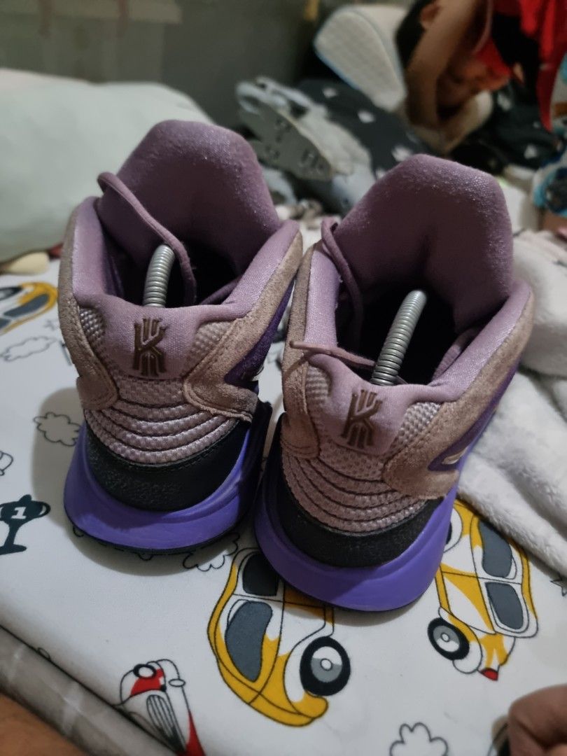 Kyrie infinity Amethyst Wave (Category: Sneakers) located in Quezon City. Submitted by iamjtuason18764 (Listing ID 1461055214, Image 3). Description: size 9 5 very playable no seps.