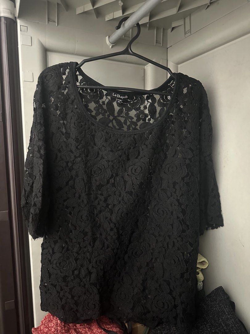La Chapelle Black Lace Top (Category: Sleeveless) located in Caloocan City. Submitted by svnbams (Listing ID 1460964546, Image 1). Description: - Black lace top from La Chapelle - All-over floral lace pattern - Three-quarter sleeves with scalloped hem - Round neckline - Perfect for dressing up or down Manage your expectations coz this is a thrifted clothing but it is in very good condition, it just doesn't look good on me. I haven't used it ever.