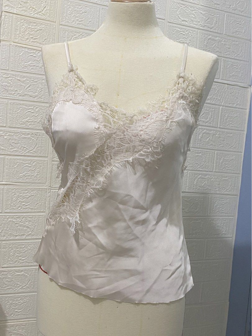 Lace satin top (Category: Sleeveless) located in Manila. Submitted by junsakura (Listing ID 1460957666, Image 1). Description: - Size M can fit L - only issue: the seam was cut off and slightly uneven but fully functional .