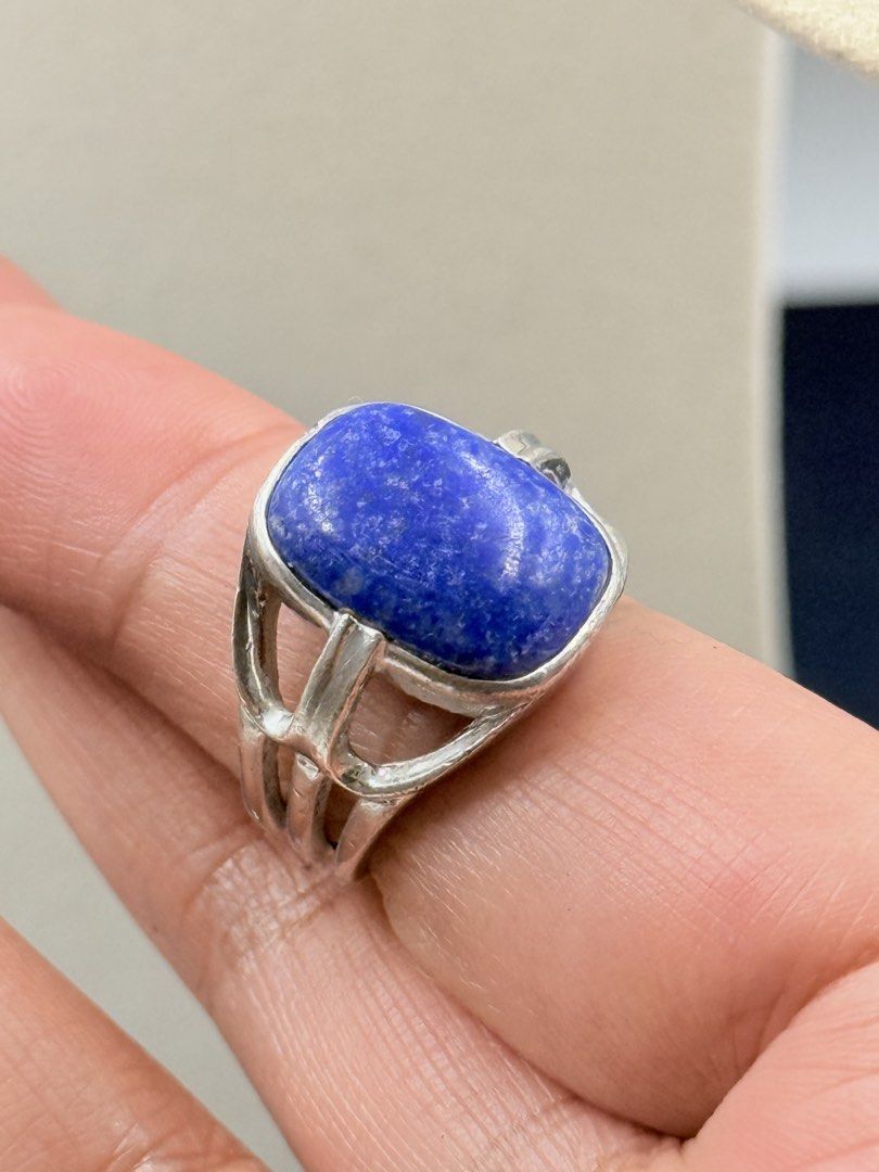 Lapis Lazuli Sterling silver 925 (Category: Rings) located in Baguio. Submitted by manang_isang (Listing ID 1461104603, Image 2). Description: Lapis Lazuli Chunky Sterling Silver 925 size 7.5 .