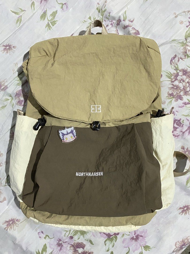 Large capacity backpack (Category: Backpacks) located in Manila. Submitted by beeboppp (Listing ID 1460966412, Image 1). Description: Brand: Leacat Bought on Tiktok for 600+ Never been used RFS: nakatambag lang sa kwarto.