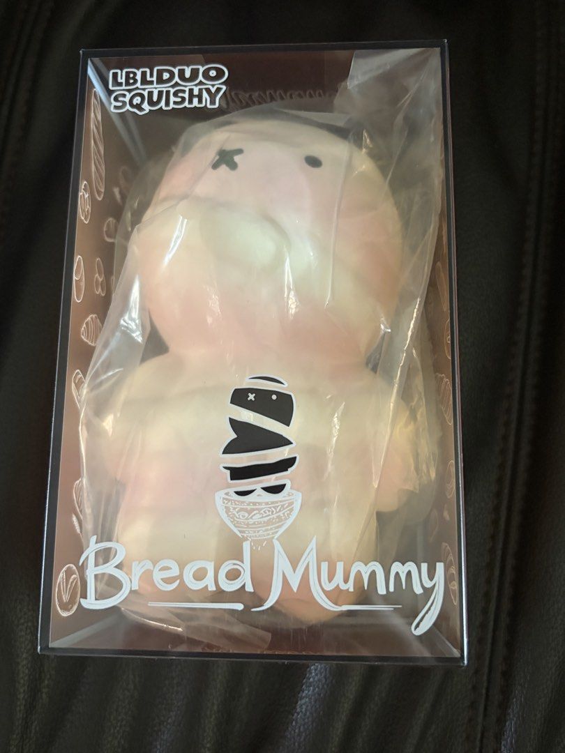 LBLDUO BREAD MUMMY SQUISHY (Category: Designer & Blind Box Toys) located in San Juan City. Submitted by cashfrancefashioncosmetics_ph (Listing ID 1460945354, Image 1). Description: LBLDUO BREAD MUMMY SQUISHY White with pink.